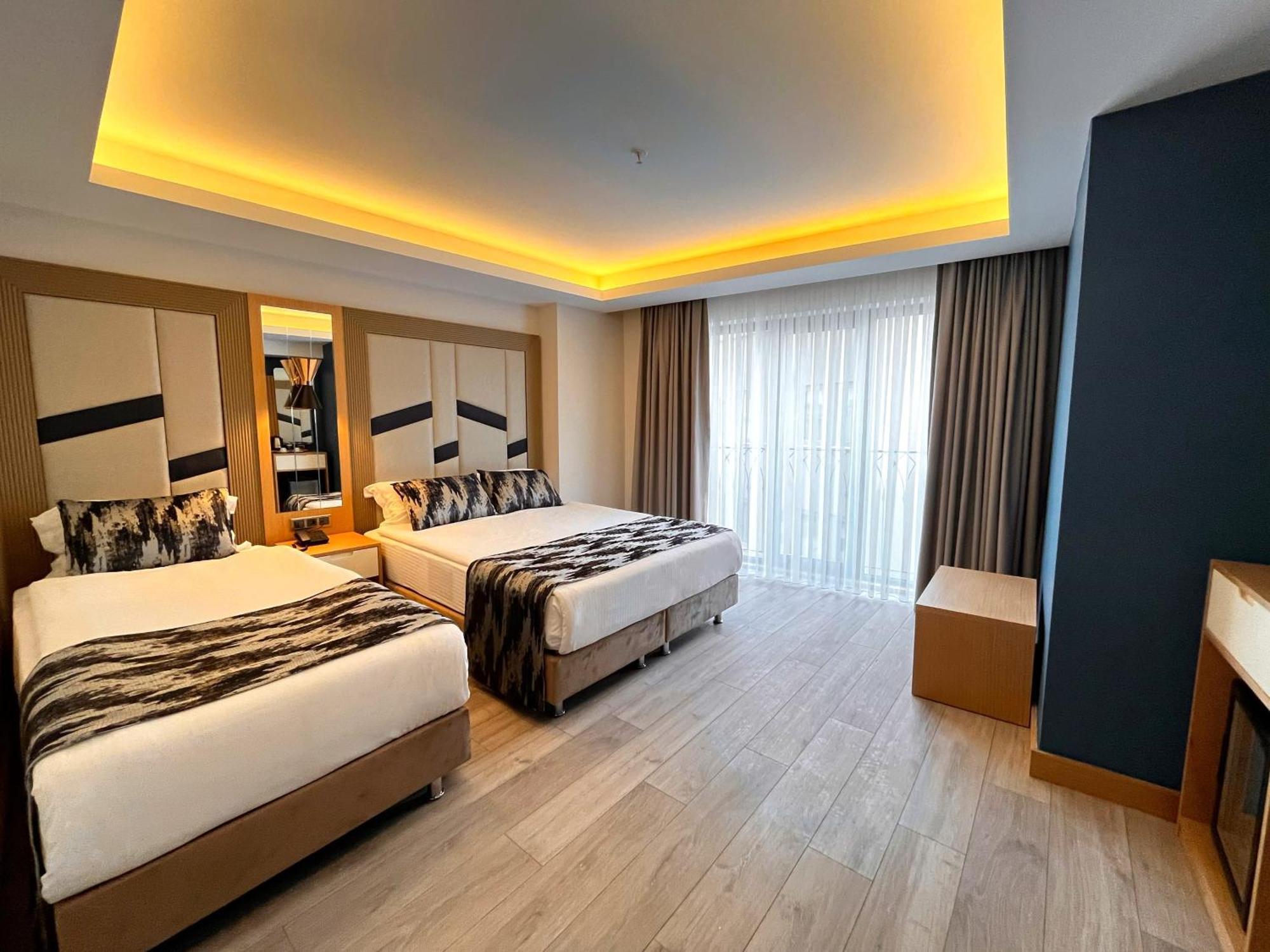 Downtown Sirkeci Hotel Istanbul Exterior photo