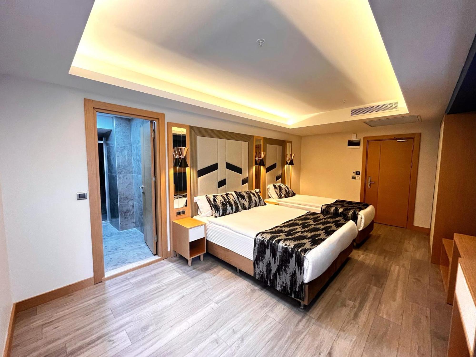 Downtown Sirkeci Hotel Istanbul Exterior photo