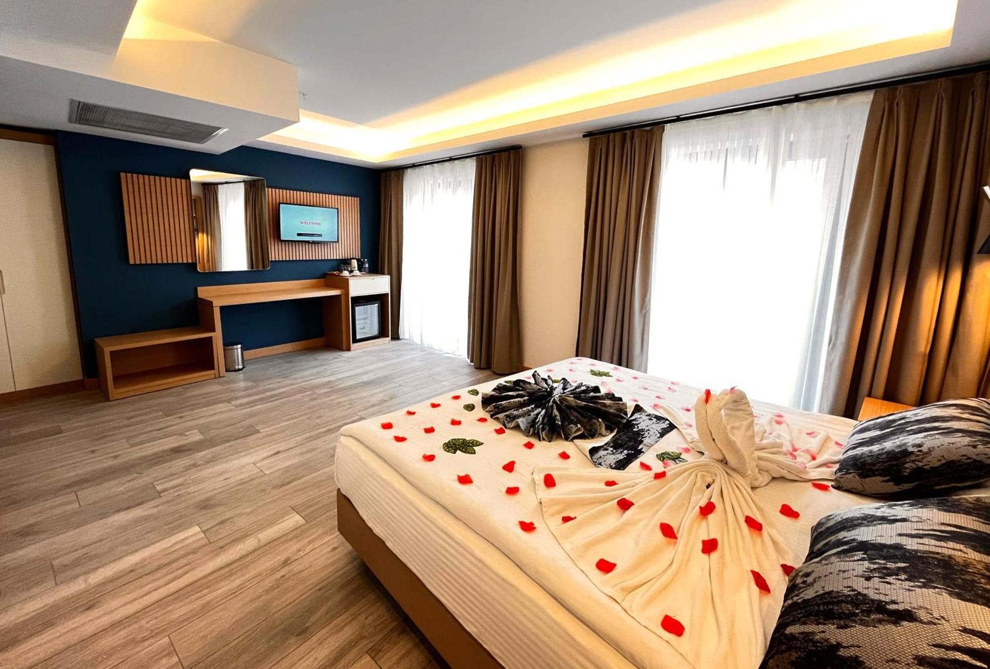 Downtown Sirkeci Hotel Istanbul Exterior photo