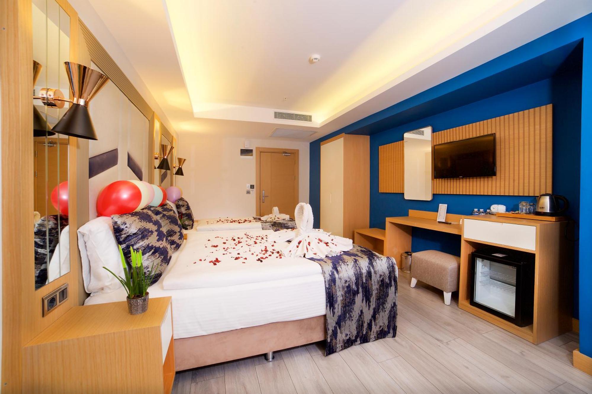 Downtown Sirkeci Hotel Istanbul Exterior photo