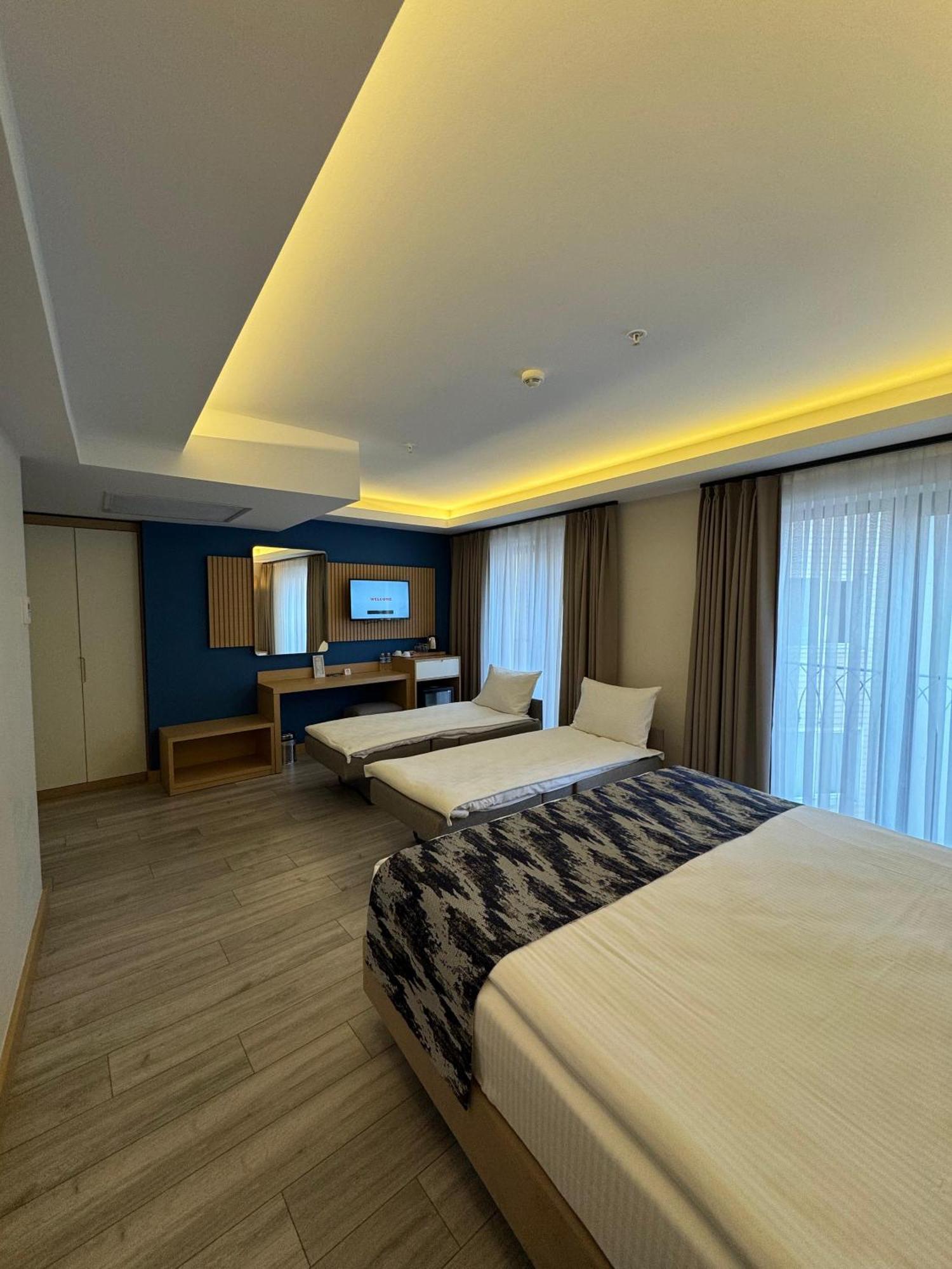 Downtown Sirkeci Hotel Istanbul Exterior photo